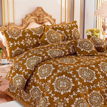 Bedsure Fancy Bridal Velvet Jacquard 10PC King Bedding Set